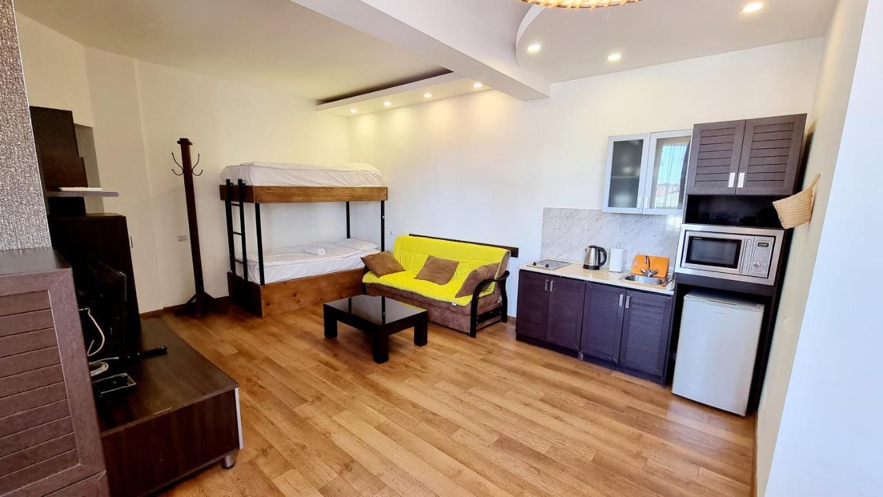 Apartament Old Mgzavrebi *